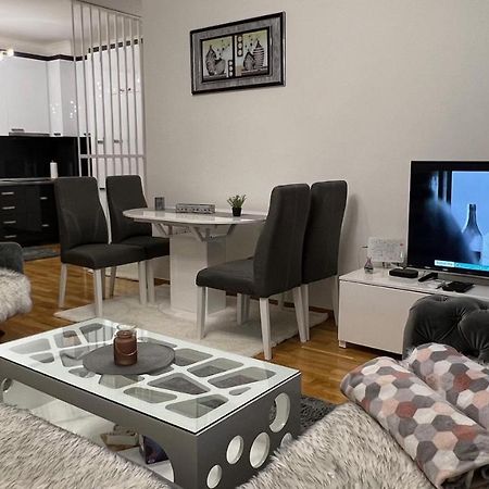 Apartman Nejra Tuzla Kültér fotó