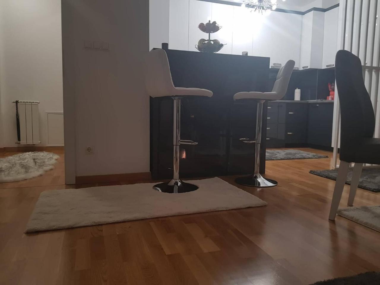 Apartman Nejra Tuzla Kültér fotó